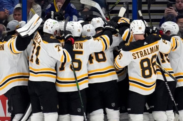 Boston Bruins Jerseys