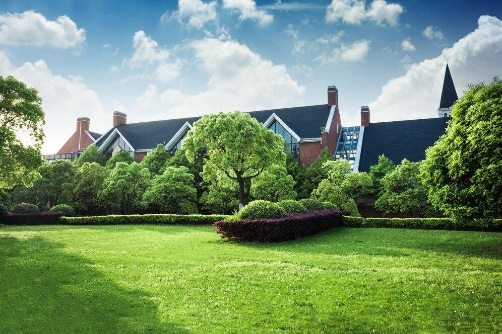 Commercial Landscaping Services Elevate Your Business with Kanazeh Lawn Service in Lansing, MI